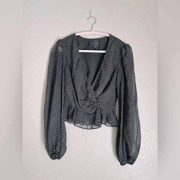 JILL JILL STUART Women's Wrap Top Foil Printed Chiffon - Picture 4 of 7